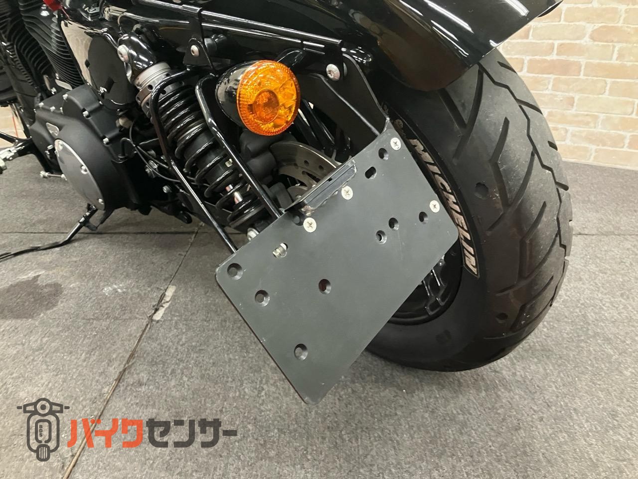 XL1200X フォーティエイト ローハンドル　LEDヘッドライト　タンクアップ　エアクリ　サイドナンバー　サイドバック_21