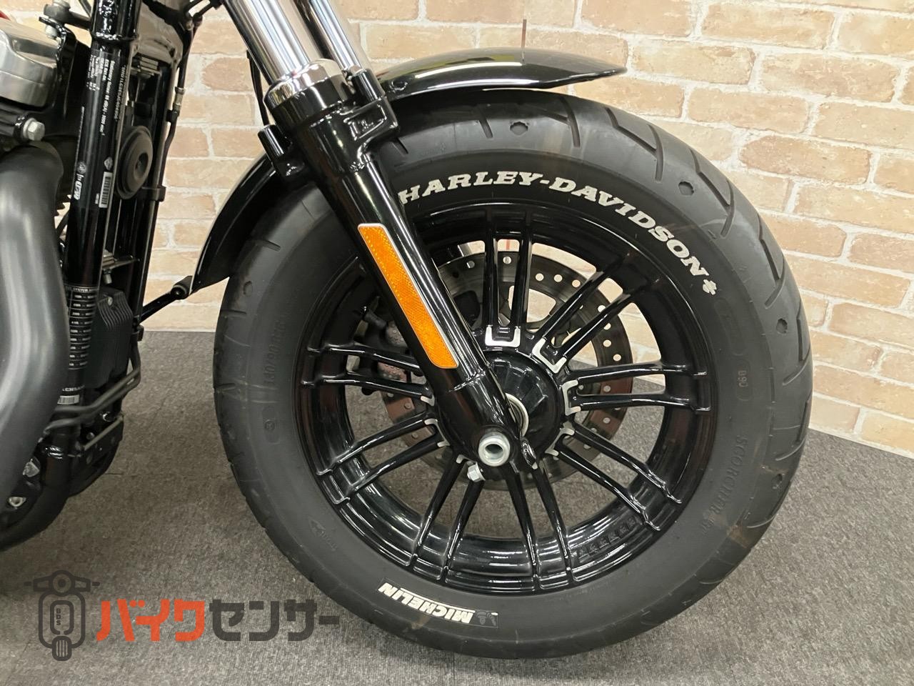 XL1200X フォーティエイト ローハンドル　LEDヘッドライト　タンクアップ　エアクリ　サイドナンバー　サイドバック_29