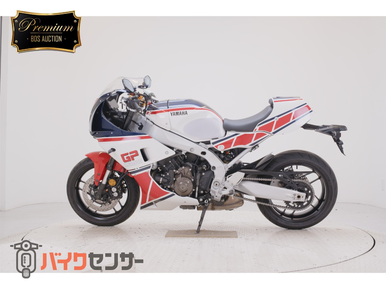 XSR900GP RZV500Rモチーフワイズギア外装 マジカルカーボンミラー ベビーフェイス ハンドルキット ETC_1