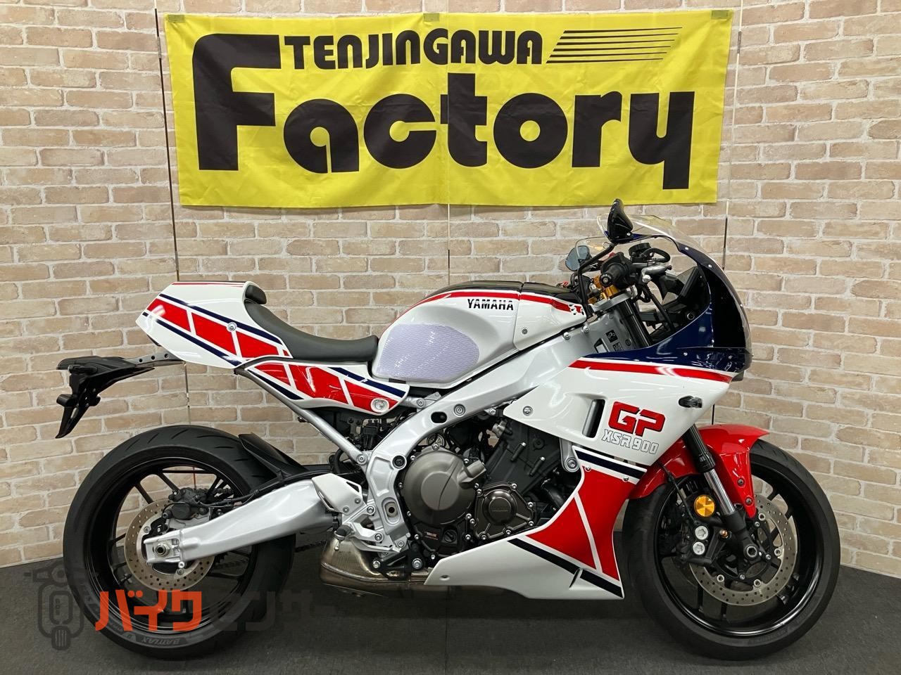 XSR900GP RZV500Rモチーフワイズギア外装 カウルミラー ベビーフェイスハンドルキット ETC_0