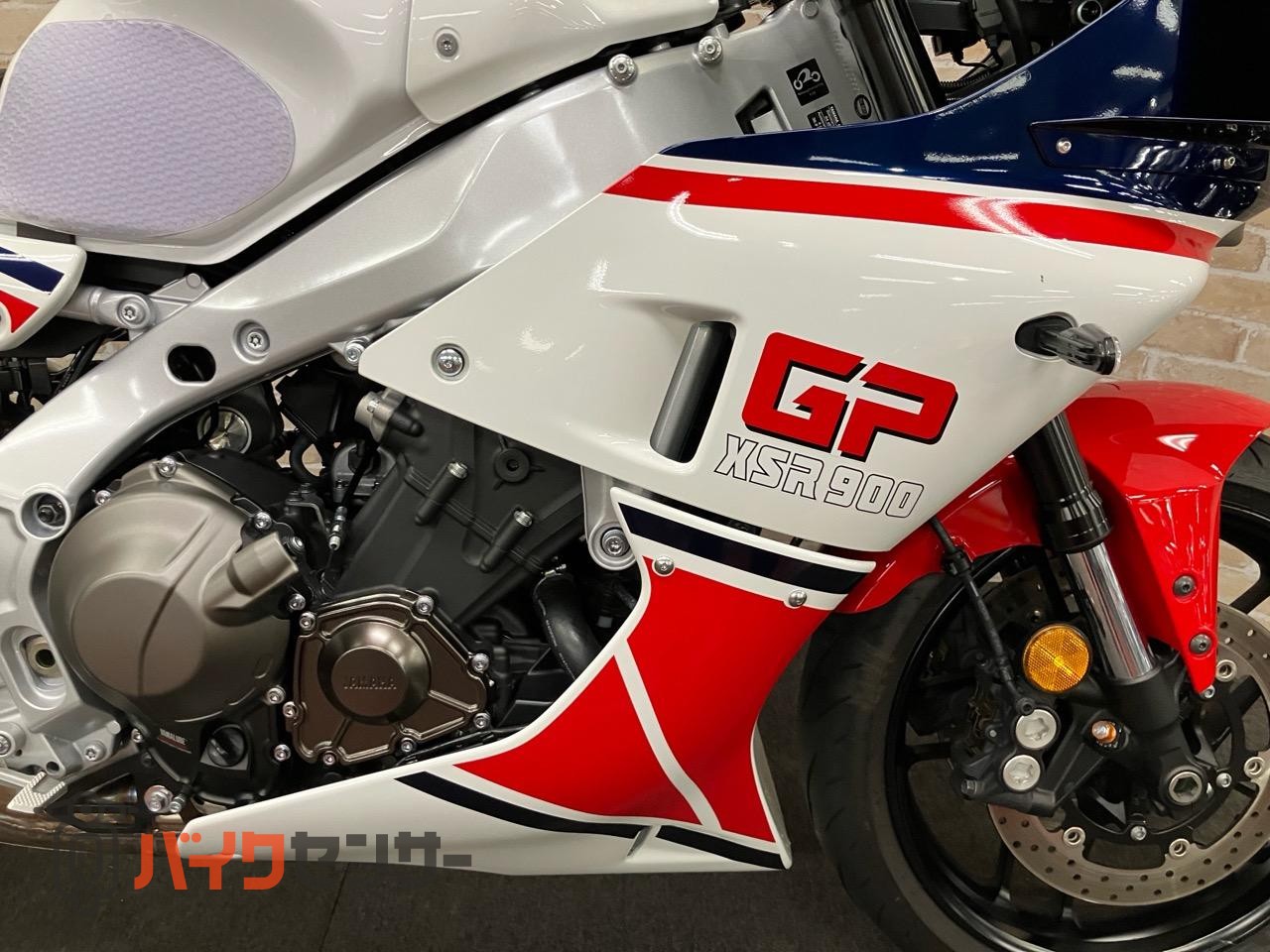 XSR900GP RZV500Rモチーフワイズギア外装 カウルミラー ベビーフェイスハンドルキット ETC_30