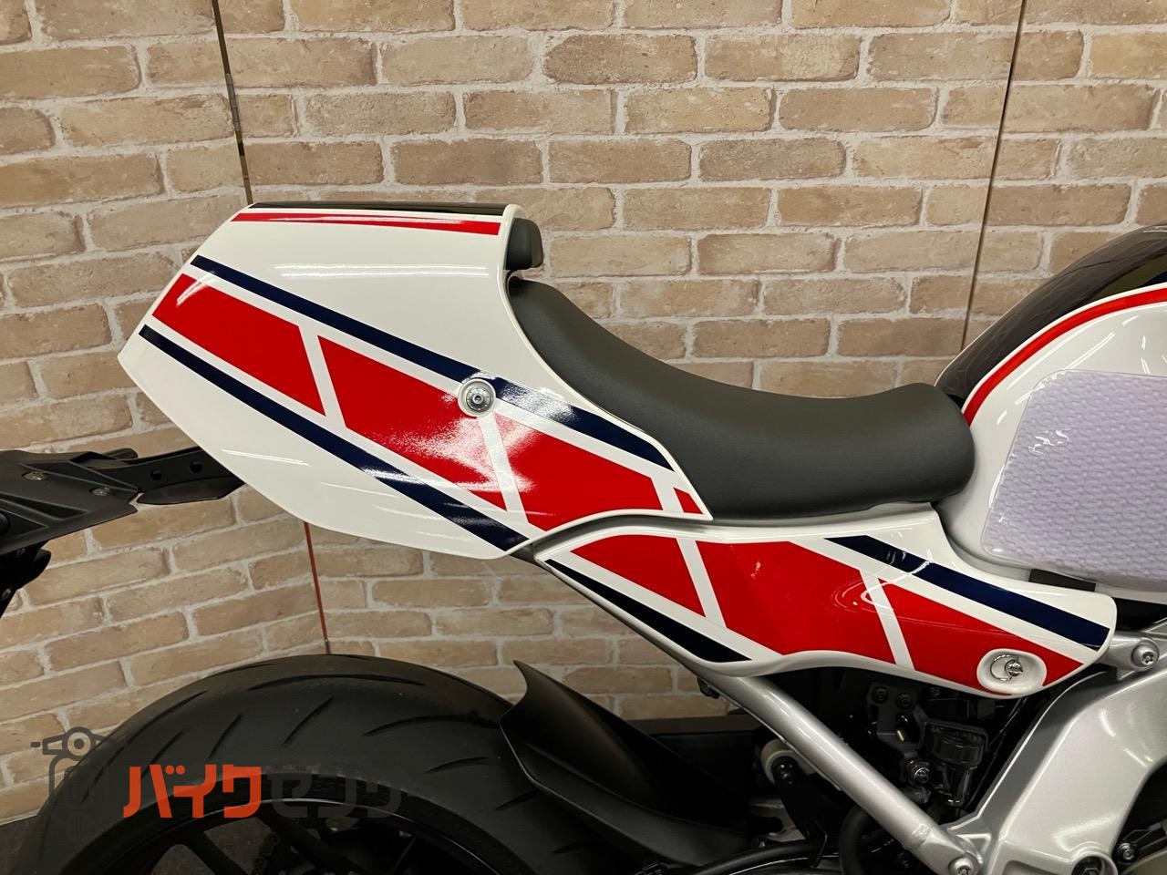 XSR900GP RZV500Rモチーフワイズギア外装 カウルミラー ベビーフェイスハンドルキット ETC_33