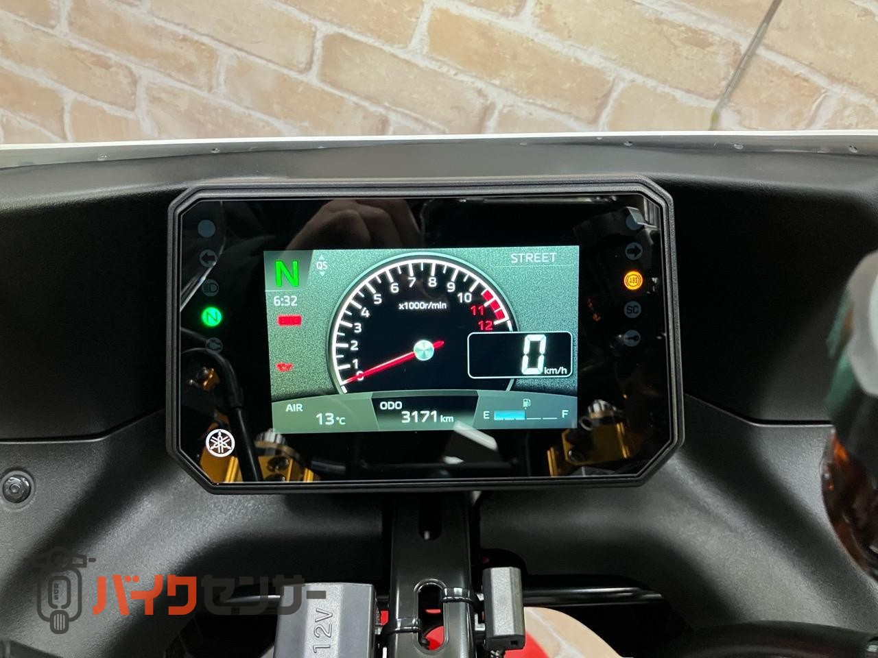 XSR900GP RZV500Rモチーフワイズギア外装 カウルミラー ベビーフェイスハンドルキット ETC_36