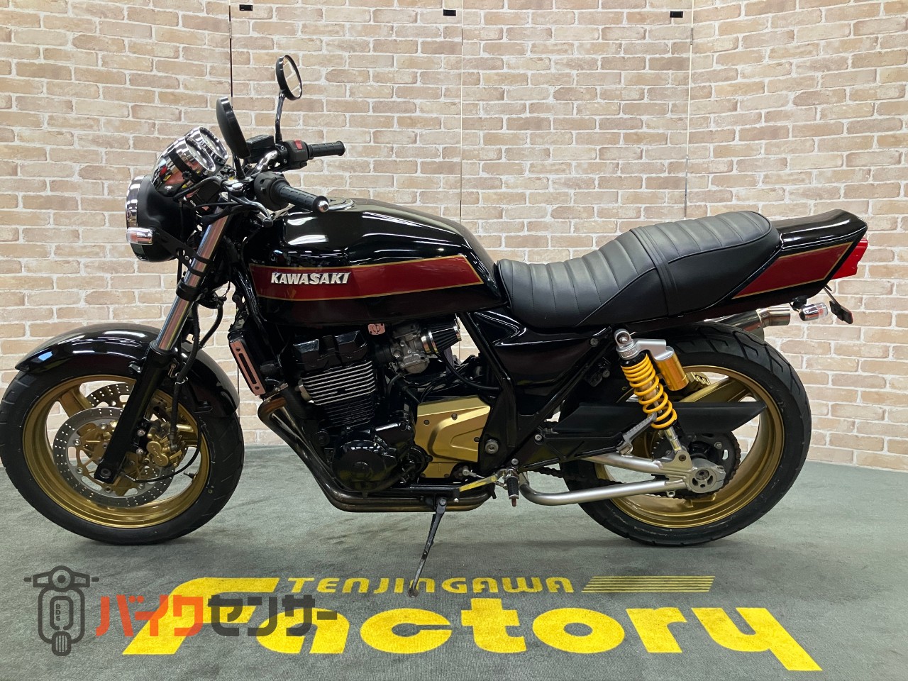 ZRX400 E4カラー　ELメーター　SP忠男　スーパーコンバット　２型仕様　フェンダーレス　タックロールシート　社外リアサス_1