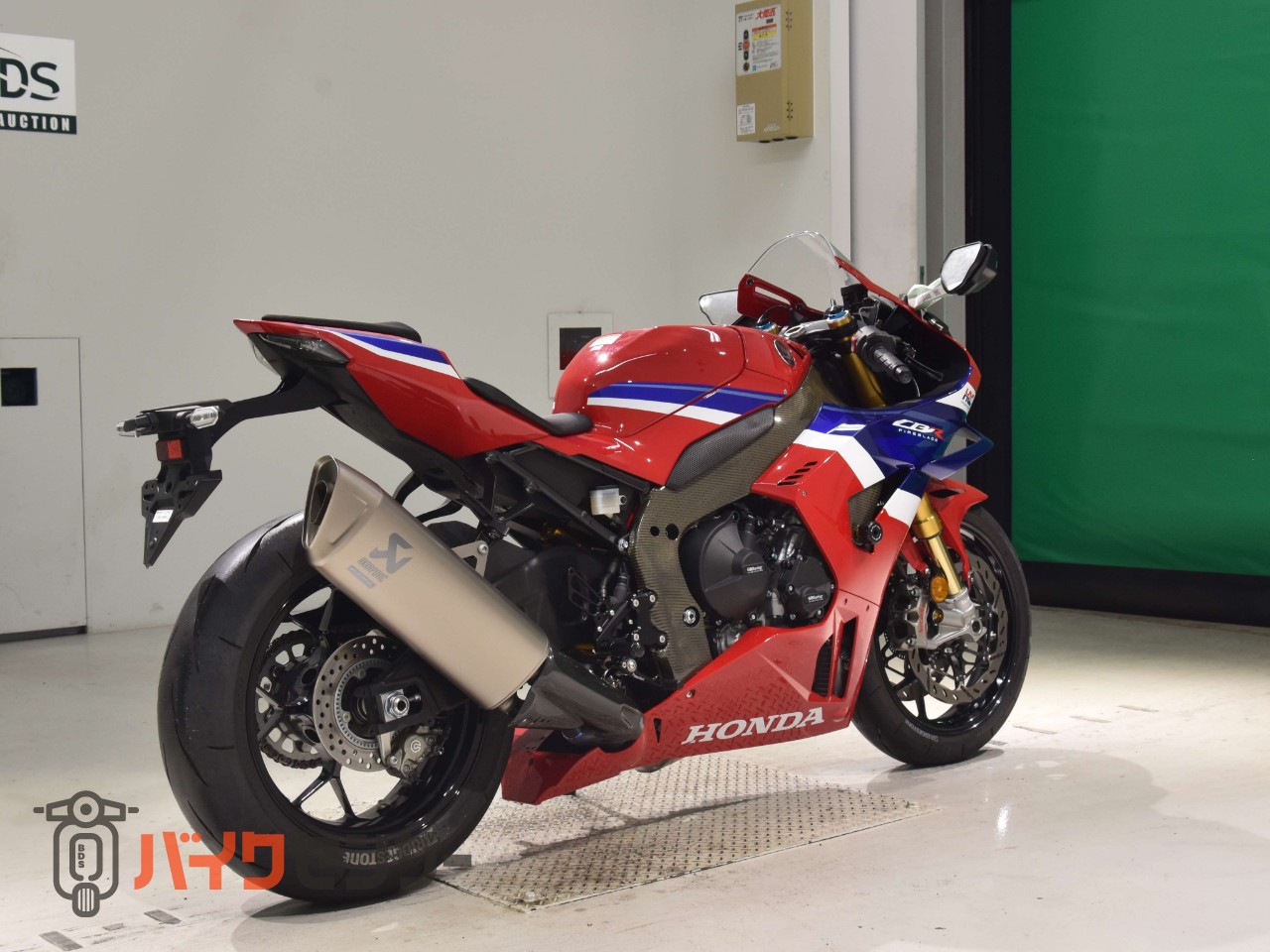 CBR1000RR-R SP GBレーシングカバー EPTAディスク カーボンフレームカバー ブレンボマスター ゲイルクラッチマスター_4