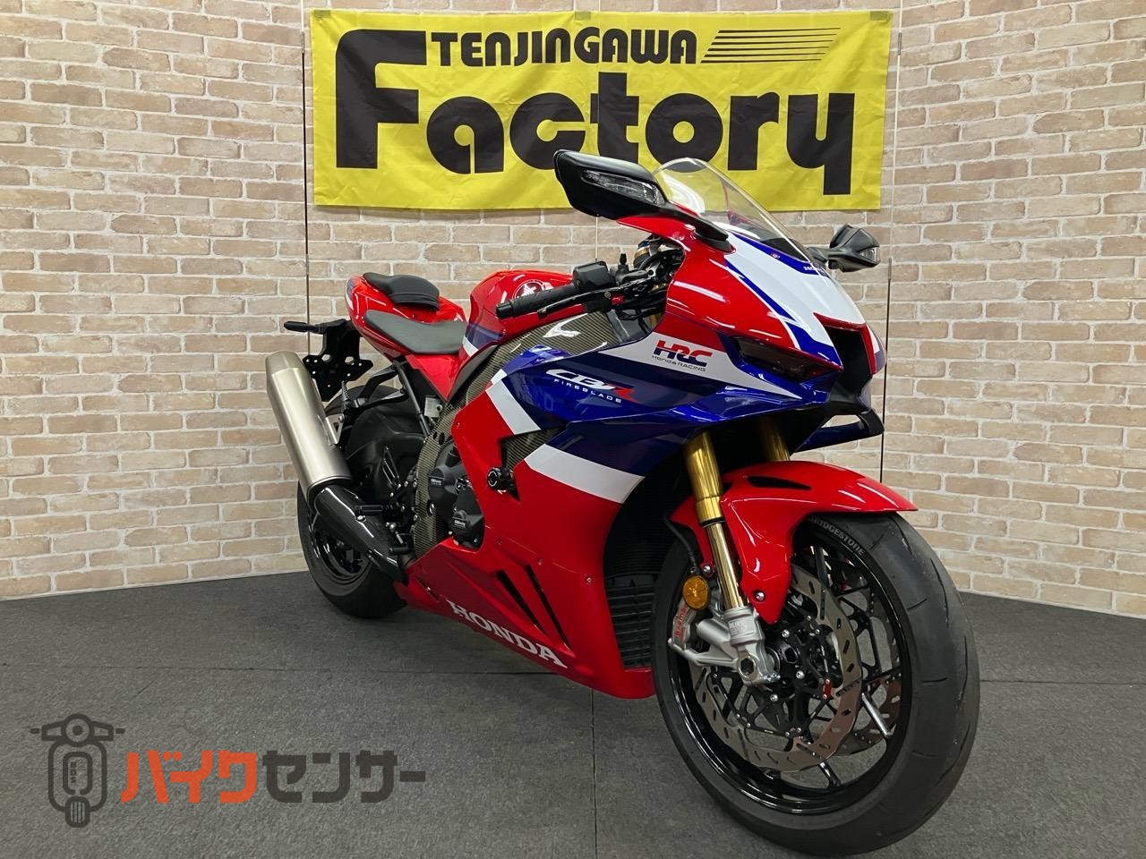 CBR1000RR-R SP GBレーシングカバー EPTAディスク カーボンフレームカバー ブレンボマスター ゲイルクラッチマスター_2