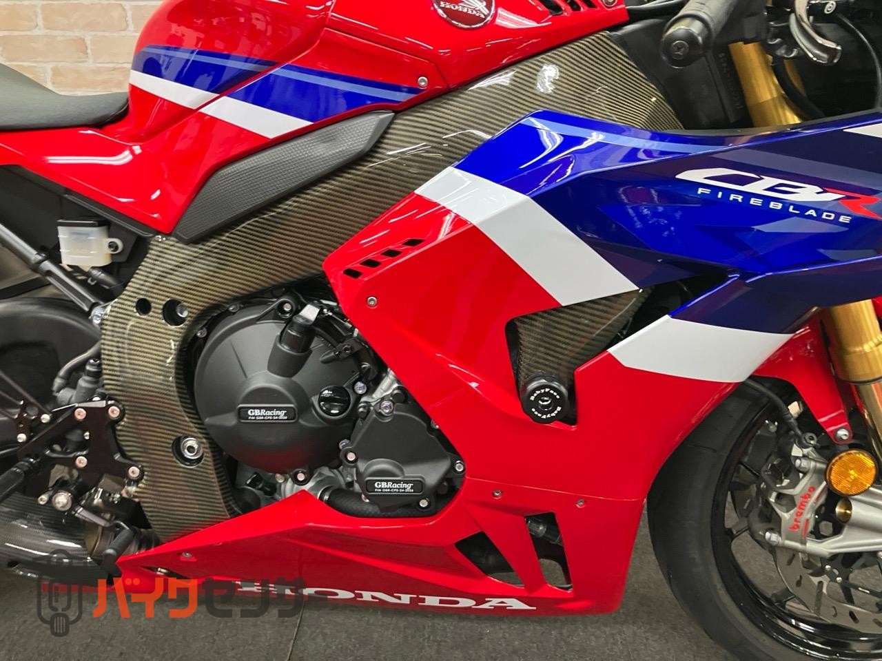 CBR1000RR-R SP GBレーシングカバー EPTAディスク カーボンフレームカバー ブレンボマスター ゲイルクラッチマスター_40