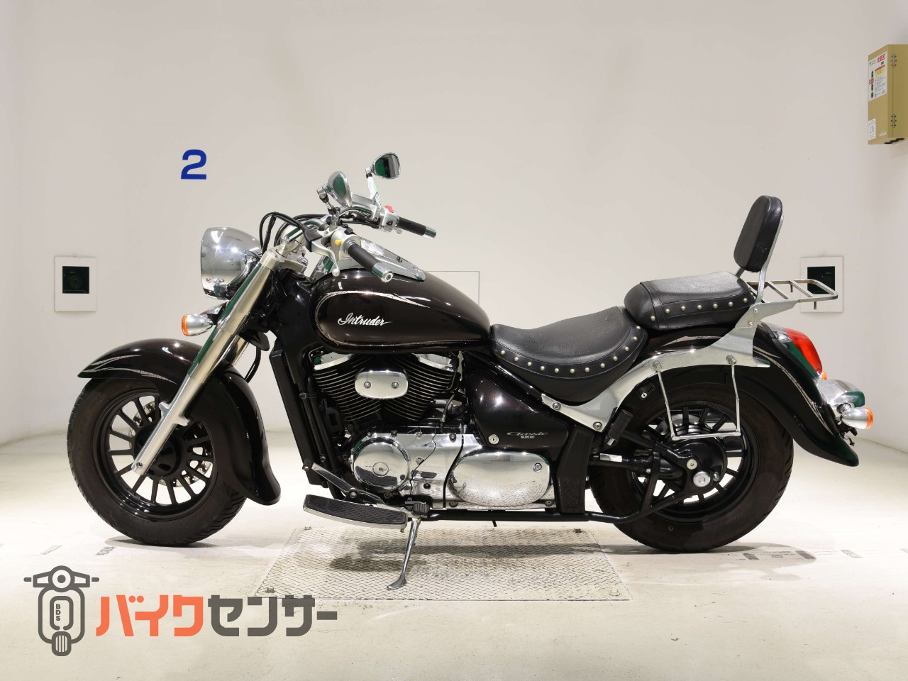 イントルーダー400クラシック VK56A インジェクションモデル キャストホイール キャリアバックレスト_1