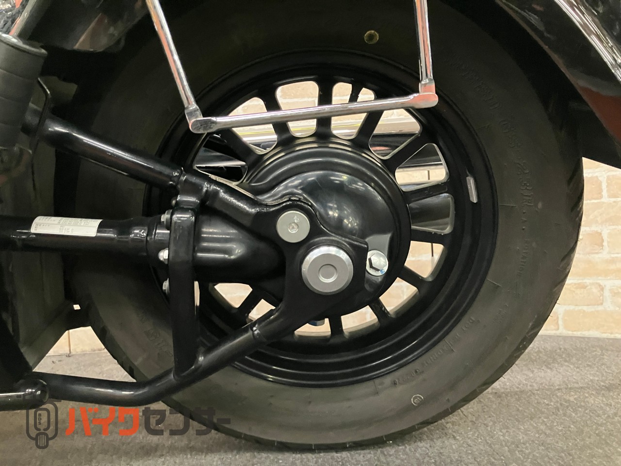 イントルーダー400クラシック　VK56A インジェクションモデル　キャストホイール　キャリアバックレスト_47