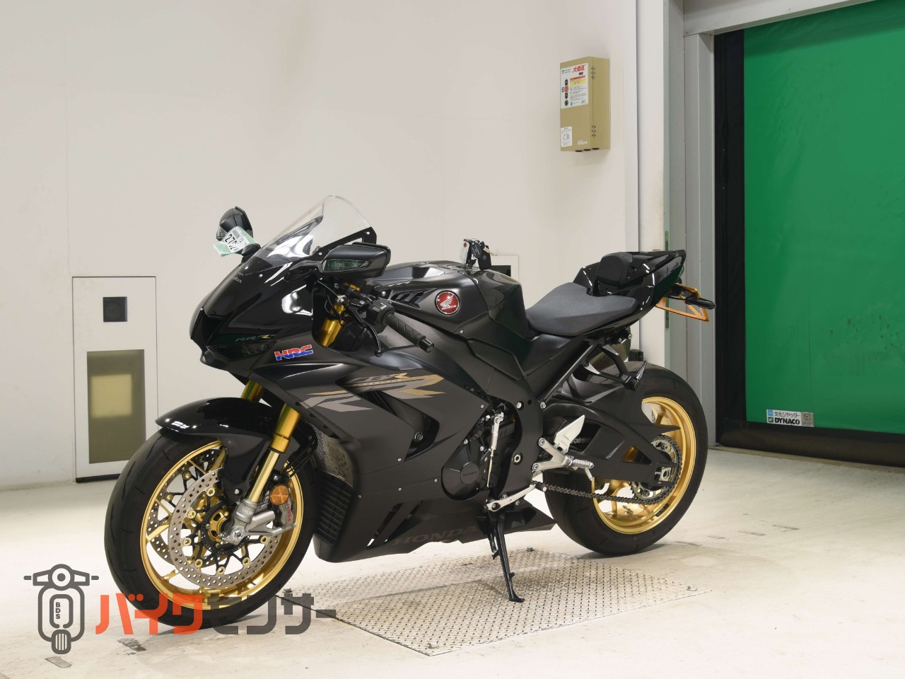 CBR1000RR-R 2022年モデル エッチングファクトリーコアガード カーボンタンクカバー シングルシートカウル フェンダーレス_3