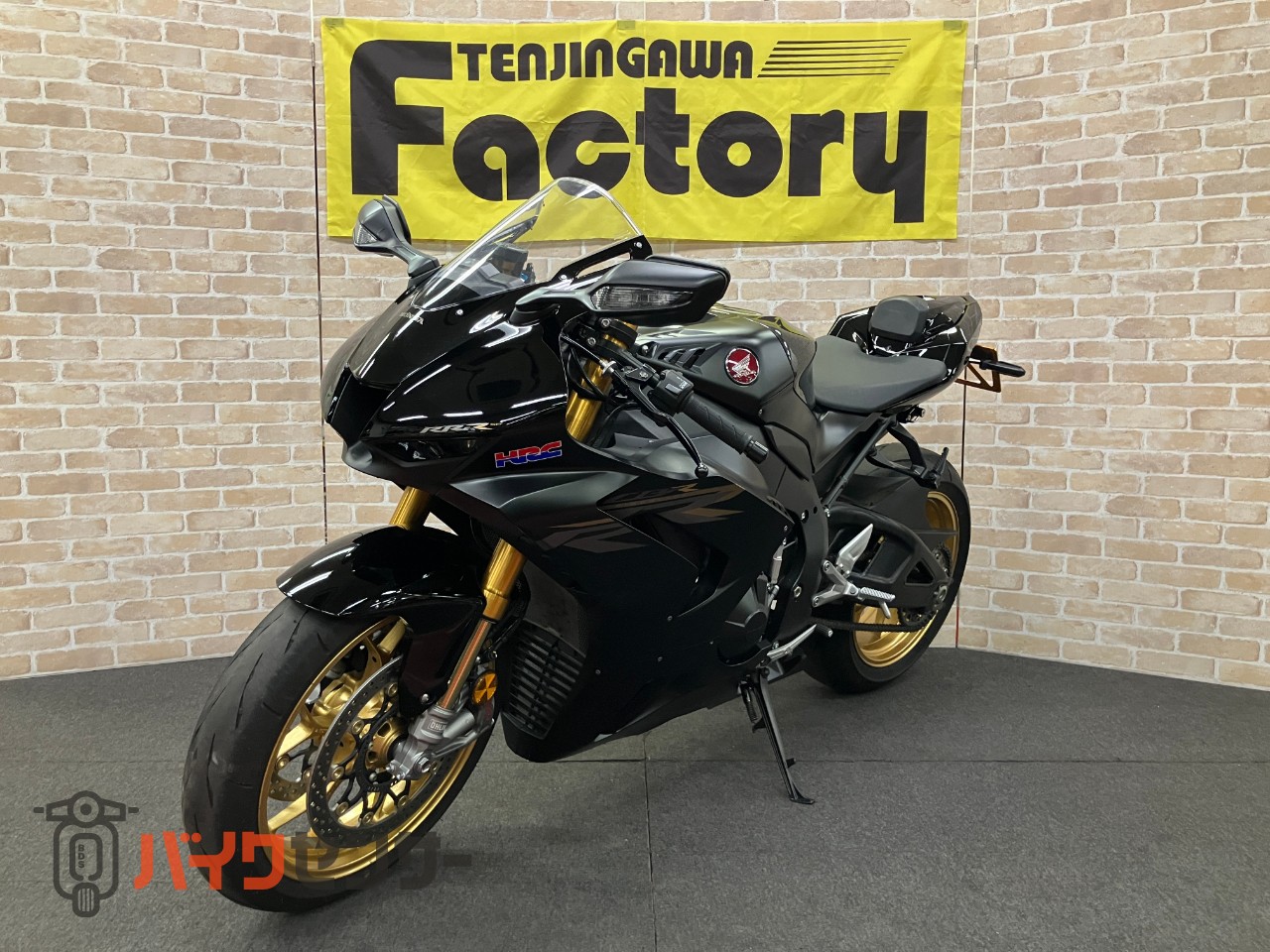 CBR1000RR-R 2022年モデル エッチングファクトリーコアガード カーボンタンクカバー シングルシートカウル フェンダーレス_3