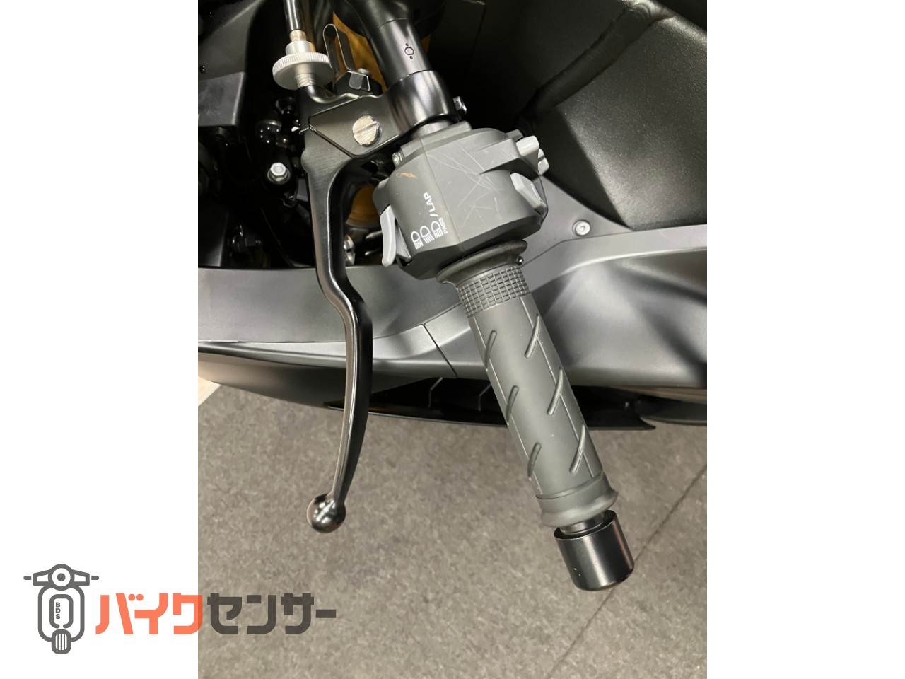 CBR1000RR-R 2022年モデル エッチングファクトリーコアガード カーボンタンクカバー シングルシートカウル フェンダーレス_8