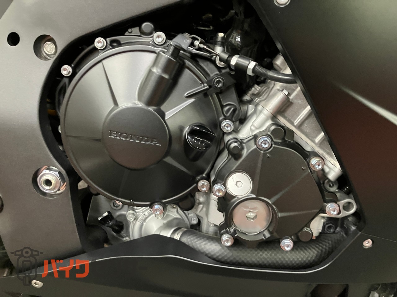 CBR1000RR-R 2022年モデル エッチングファクトリーコアガード カーボンタンクカバー シングルシートカウル フェンダーレス_29