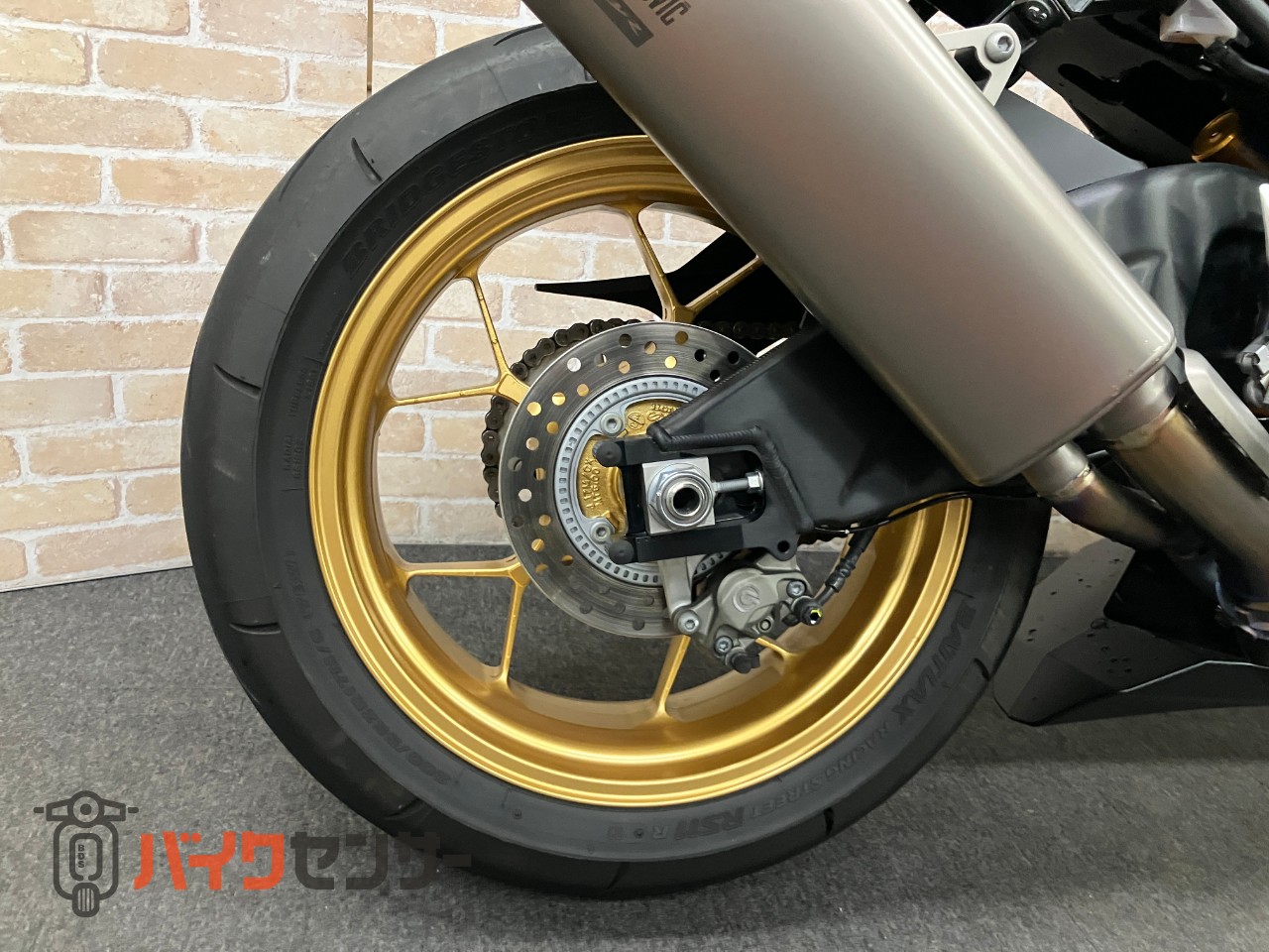 CBR1000RR-R 2022年モデル エッチングファクトリーコアガード カーボンタンクカバー シングルシートカウル フェンダーレス_32