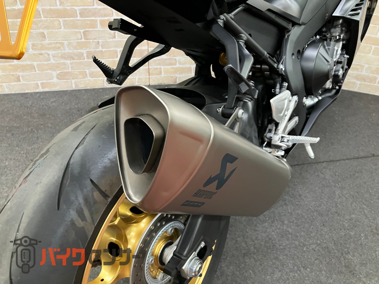 CBR1000RR-R 2022年モデル エッチングファクトリーコアガード カーボンタンクカバー シングルシートカウル フェンダーレス_34