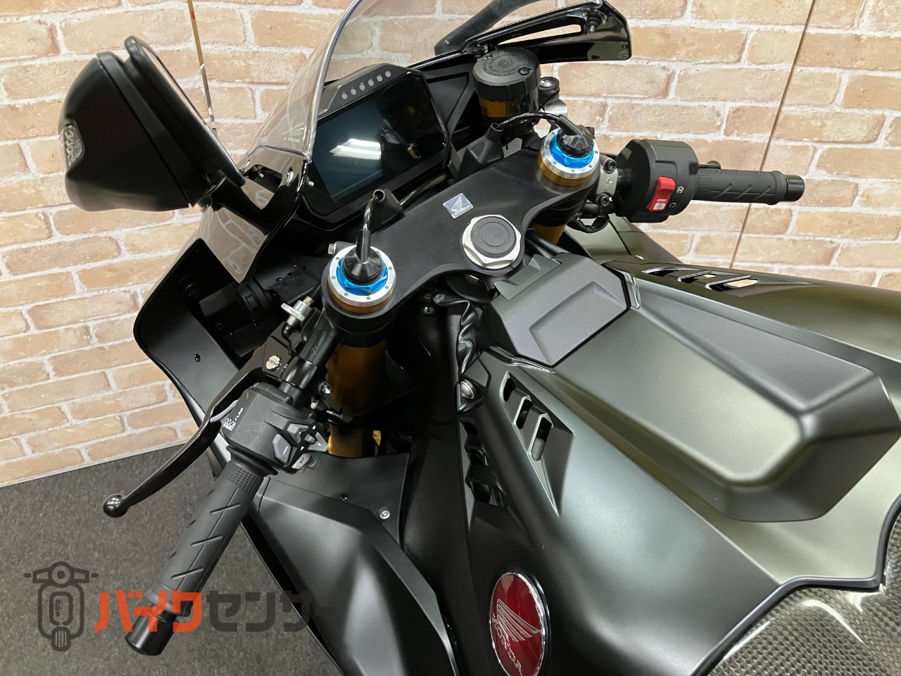 CBR1000RR-R 2022年モデル エッチングファクトリーコアガード カーボンタンクカバー シングルシートカウル フェンダーレス_38