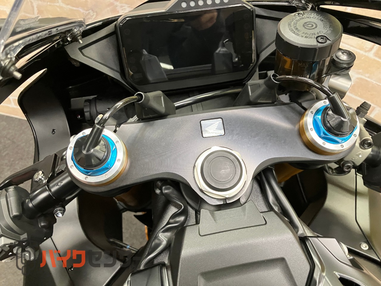 CBR1000RR-R 2022年モデル エッチングファクトリーコアガード カーボンタンクカバー シングルシートカウル フェンダーレス_39