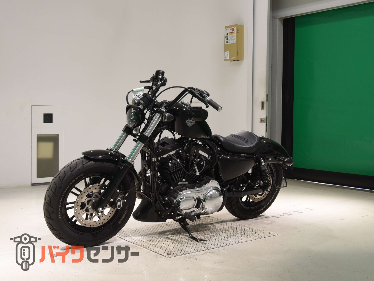 XL1200XS フォーティエイトスペシャル COBRAマフラー　タンクアップ　IGコイル移設　アンダースポイラー　ETC_3