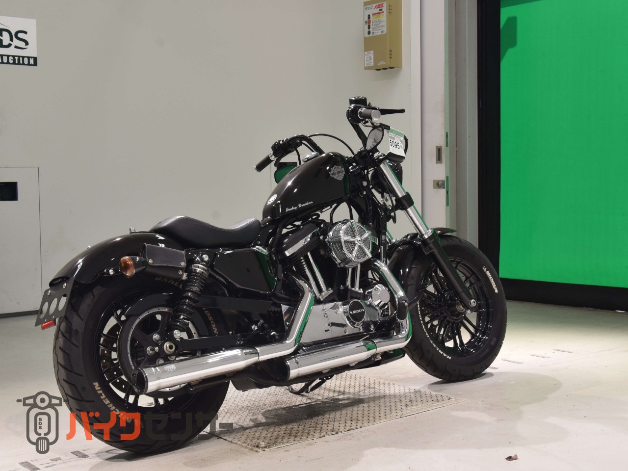 XL1200XS フォーティエイトスペシャル COBRAマフラー　タンクアップ　IGコイル移設　アンダースポイラー　ETC_4