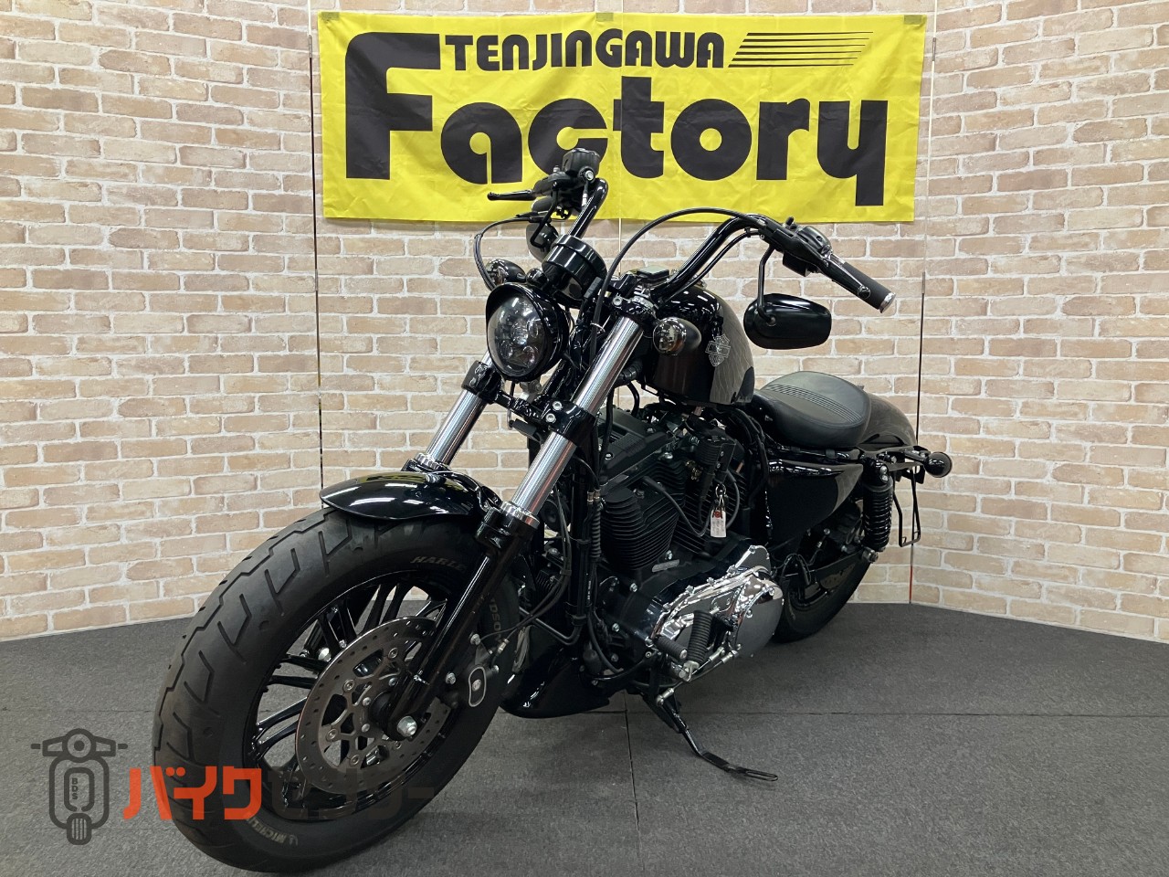 XL1200XS フォーティエイトスペシャル COBRAマフラー タンクアップ IGコイル移設 アンダースポイラー ETC_3