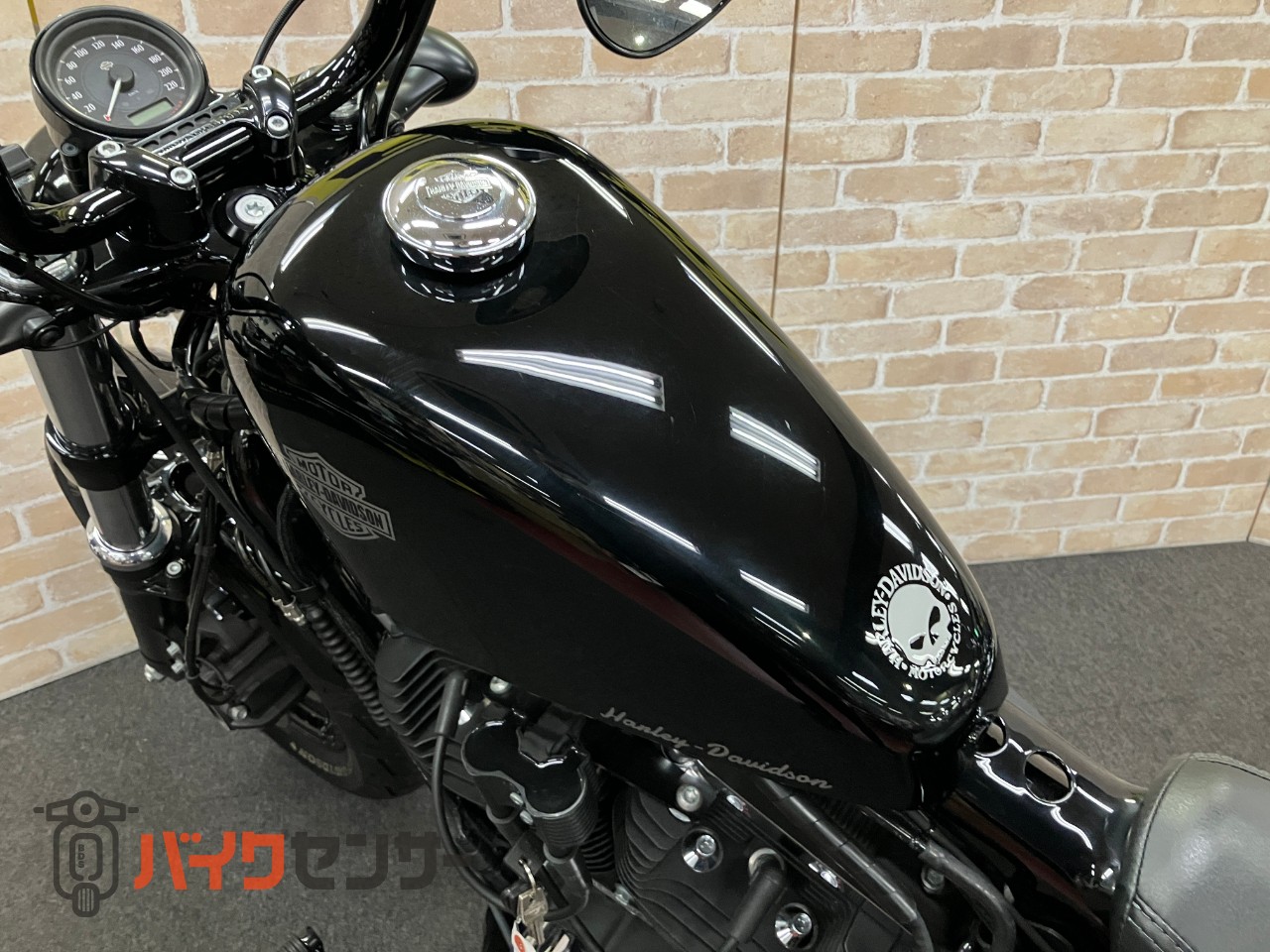 XL1200XS フォーティエイトスペシャル COBRAマフラー タンクアップ IGコイル移設 アンダースポイラー ETC_8