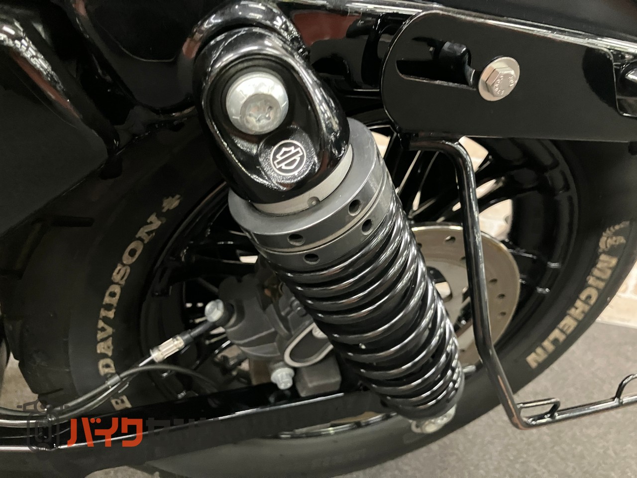 XL1200XS フォーティエイトスペシャル COBRAマフラー タンクアップ IGコイル移設 アンダースポイラー ETC_22