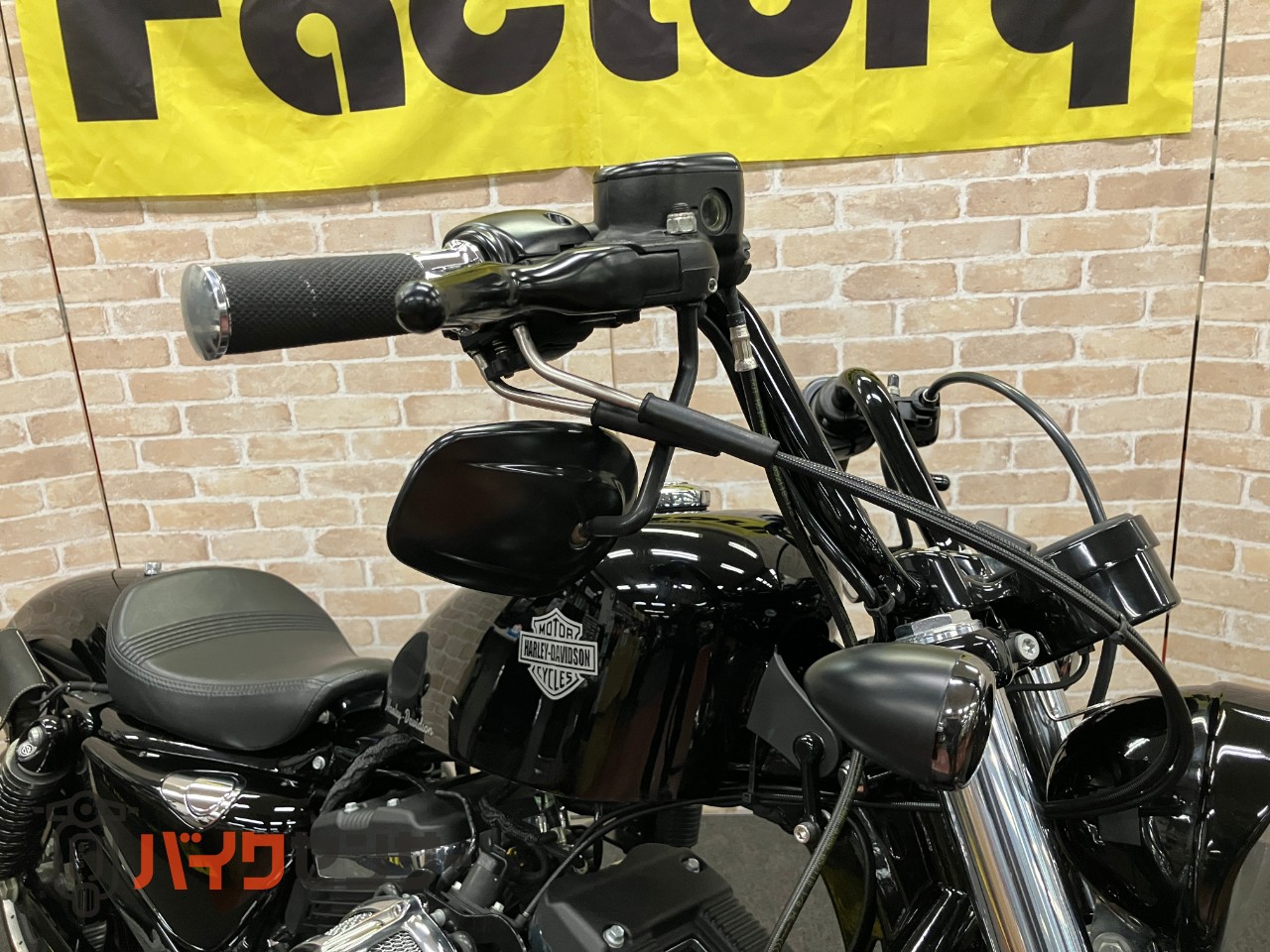 XL1200XS フォーティエイトスペシャル COBRAマフラー タンクアップ IGコイル移設 アンダースポイラー ETC_32