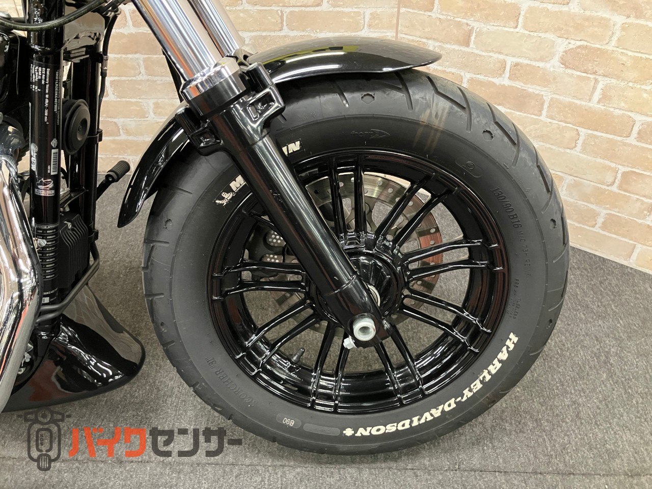 XL1200XS フォーティエイトスペシャル COBRAマフラー タンクアップ IGコイル移設 アンダースポイラー ETC_37