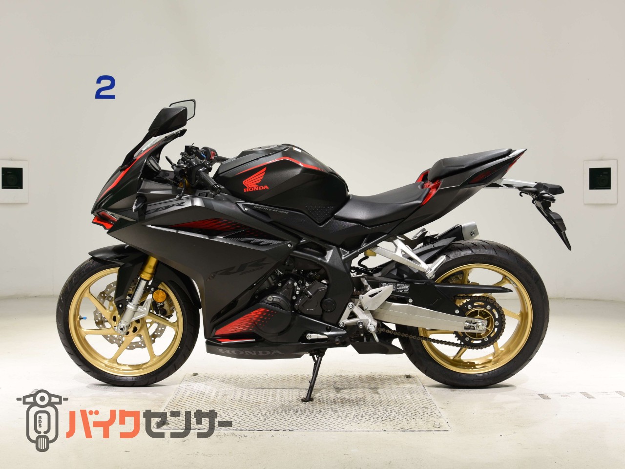 CBR250RR クイックシフター ETC グリップヒーター_1