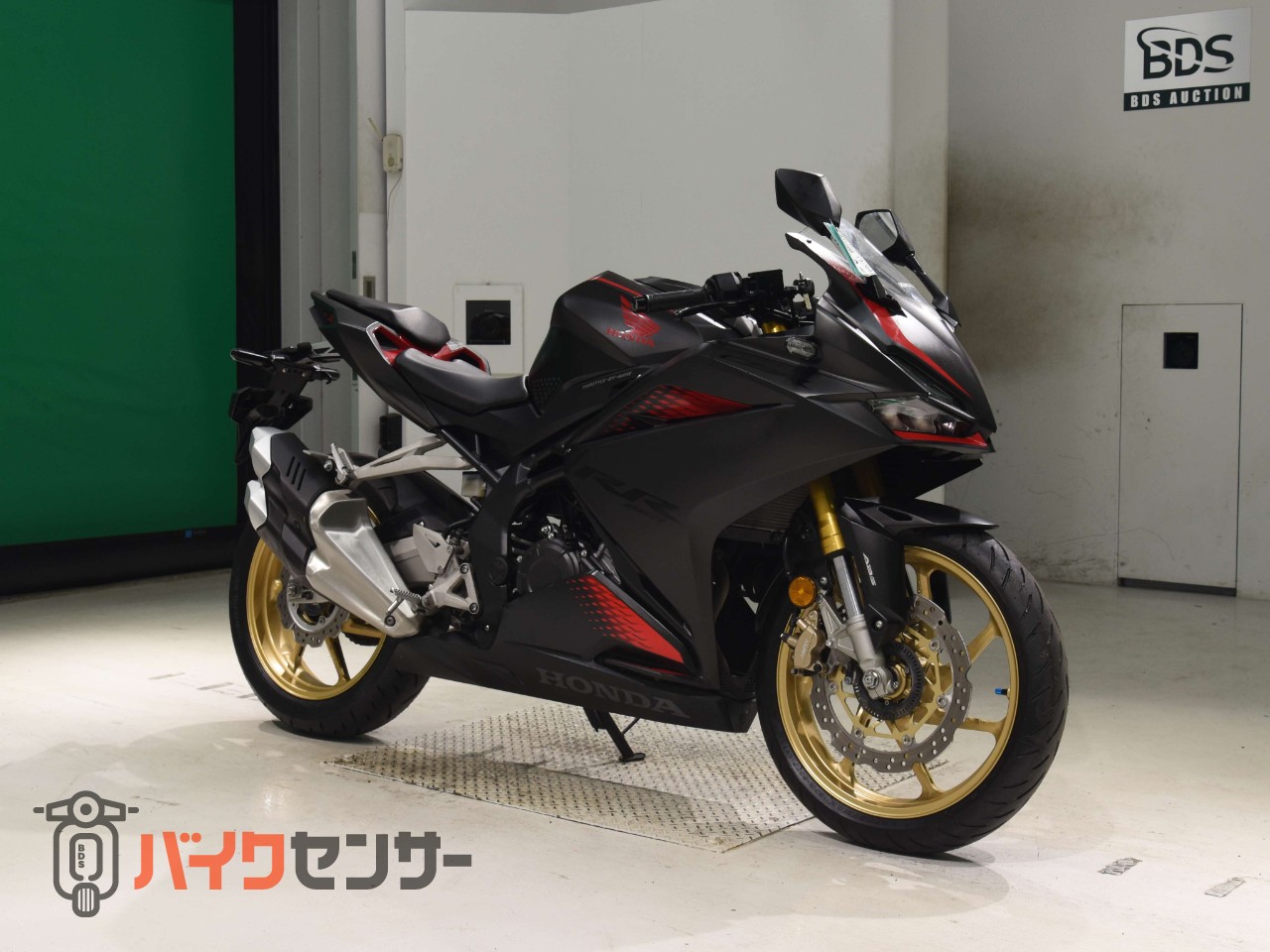 CBR250RR クイックシフター ETC グリップヒーター_2