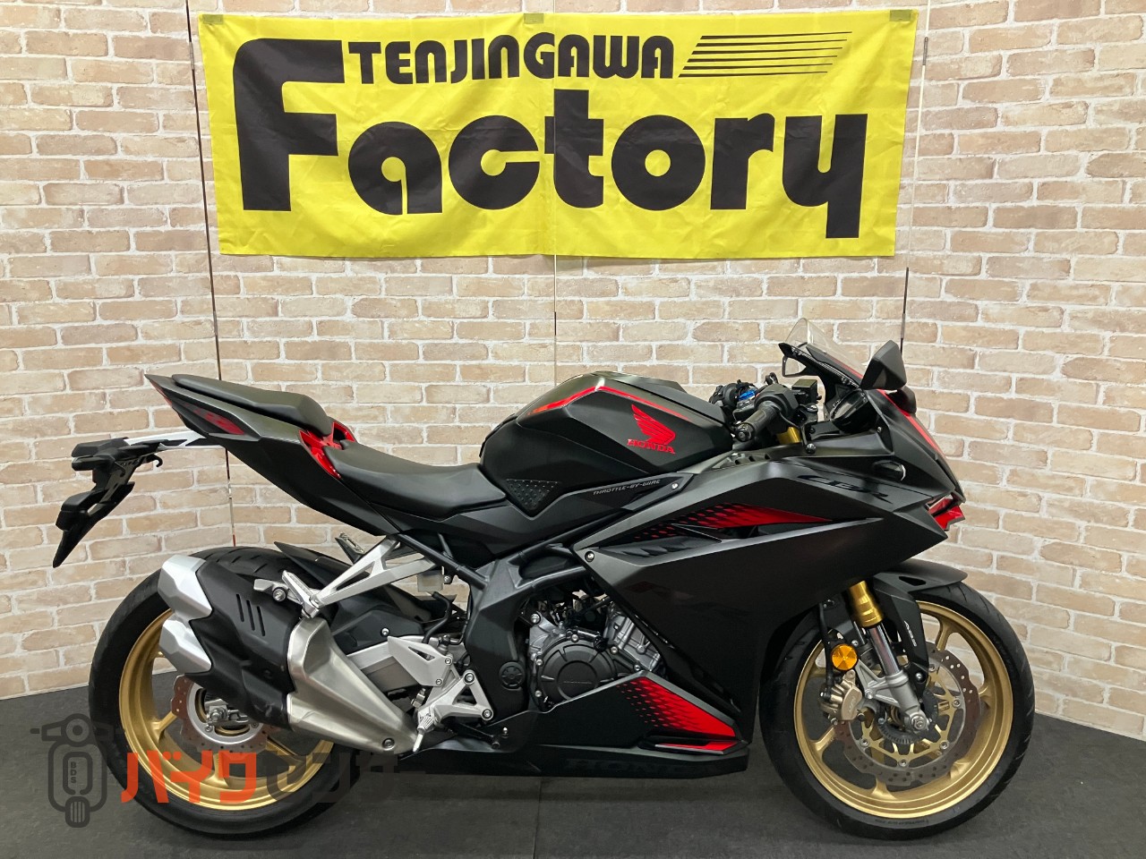 CBR250RR クイックシフター ETC グリップヒーター_0