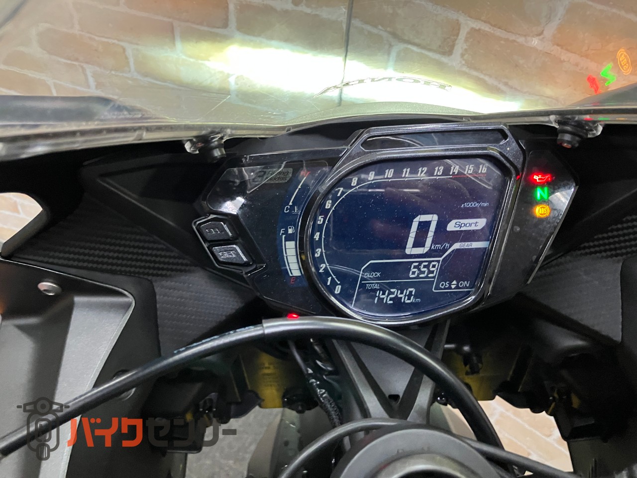 CBR250RR クイックシフター ETC グリップヒーター_11