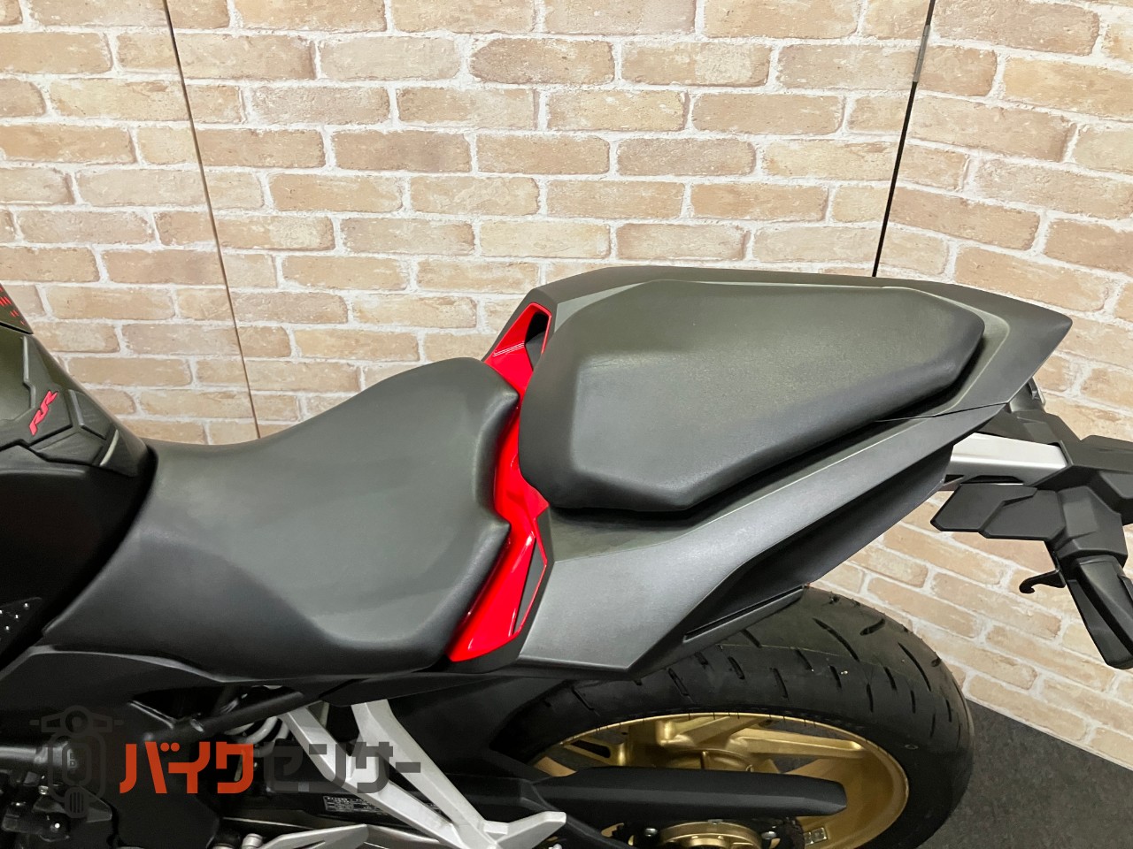 CBR250RR クイックシフター ETC グリップヒーター_16