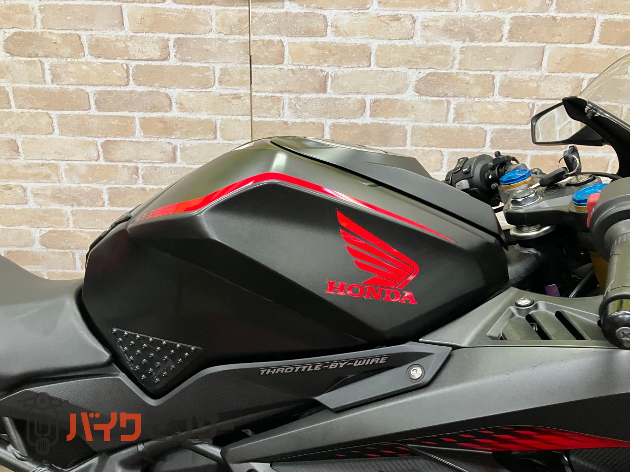 CBR250RR クイックシフター ETC グリップヒーター_30