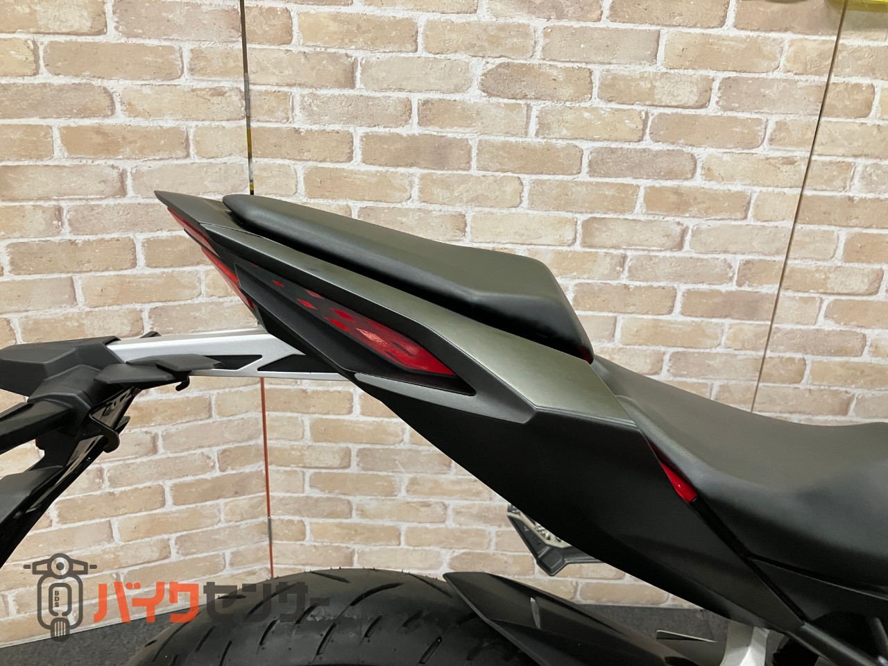 CBR250RR クイックシフター ETC グリップヒーター_31