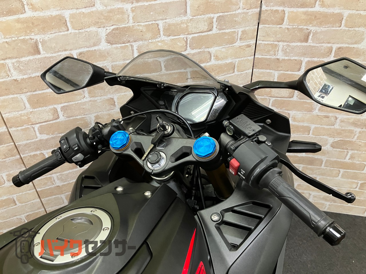 CBR250RR クイックシフター ETC グリップヒーター_38
