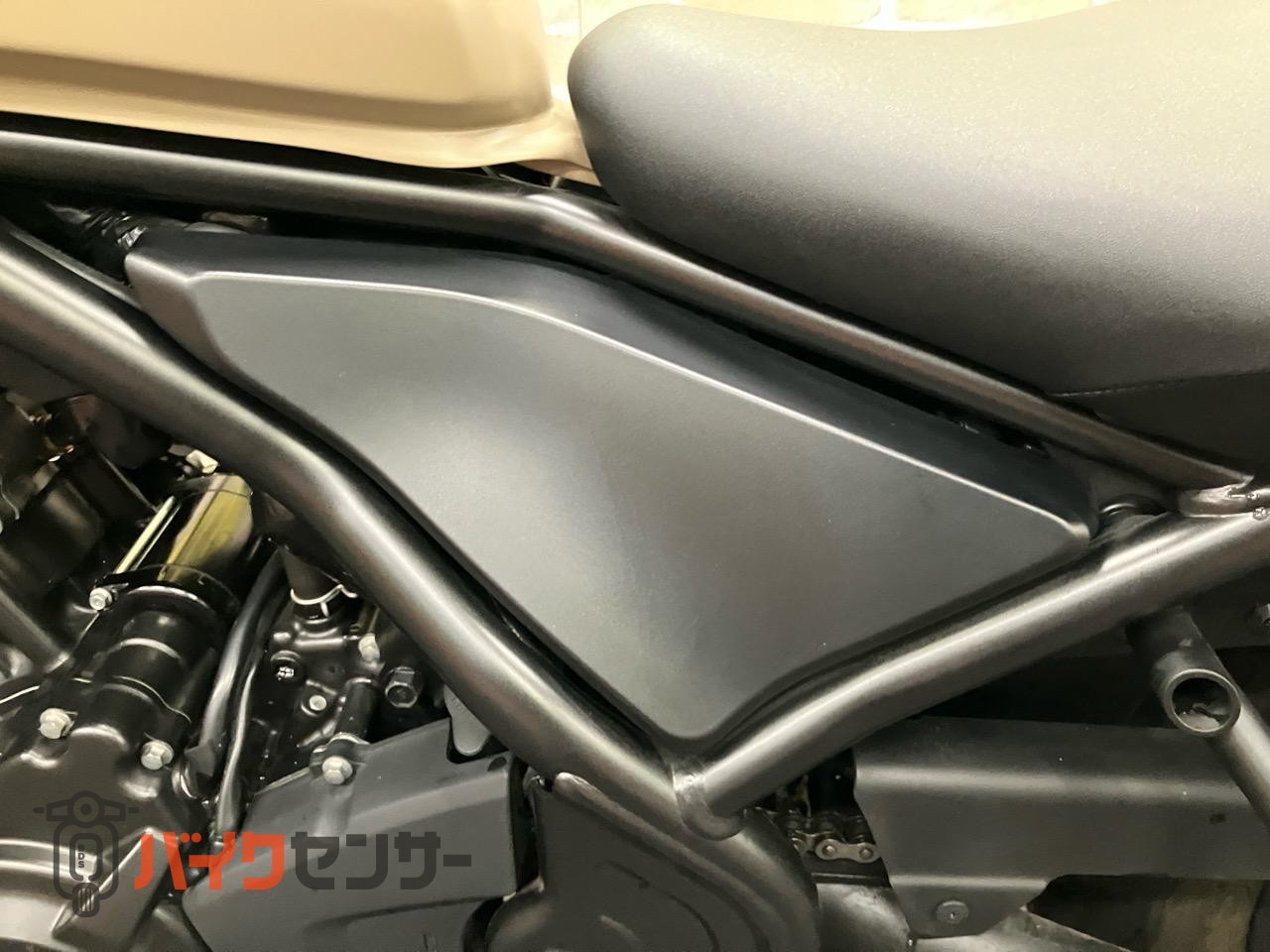 レブル250ABS フルLEDモデル フォークブーツ リアキャリア_16