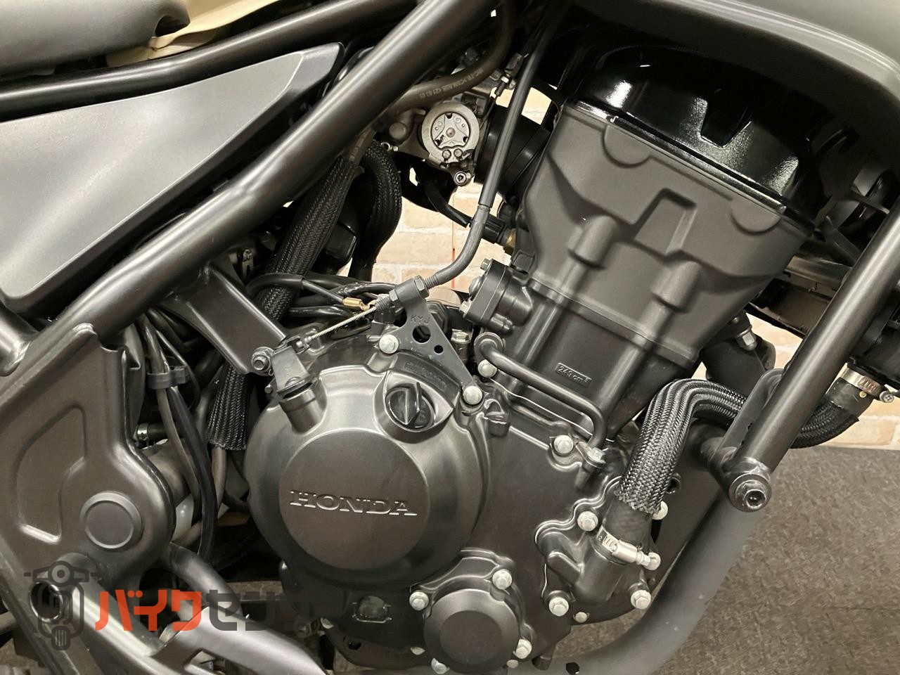 レブル250ABS フルLEDモデル フォークブーツ リアキャリア_35