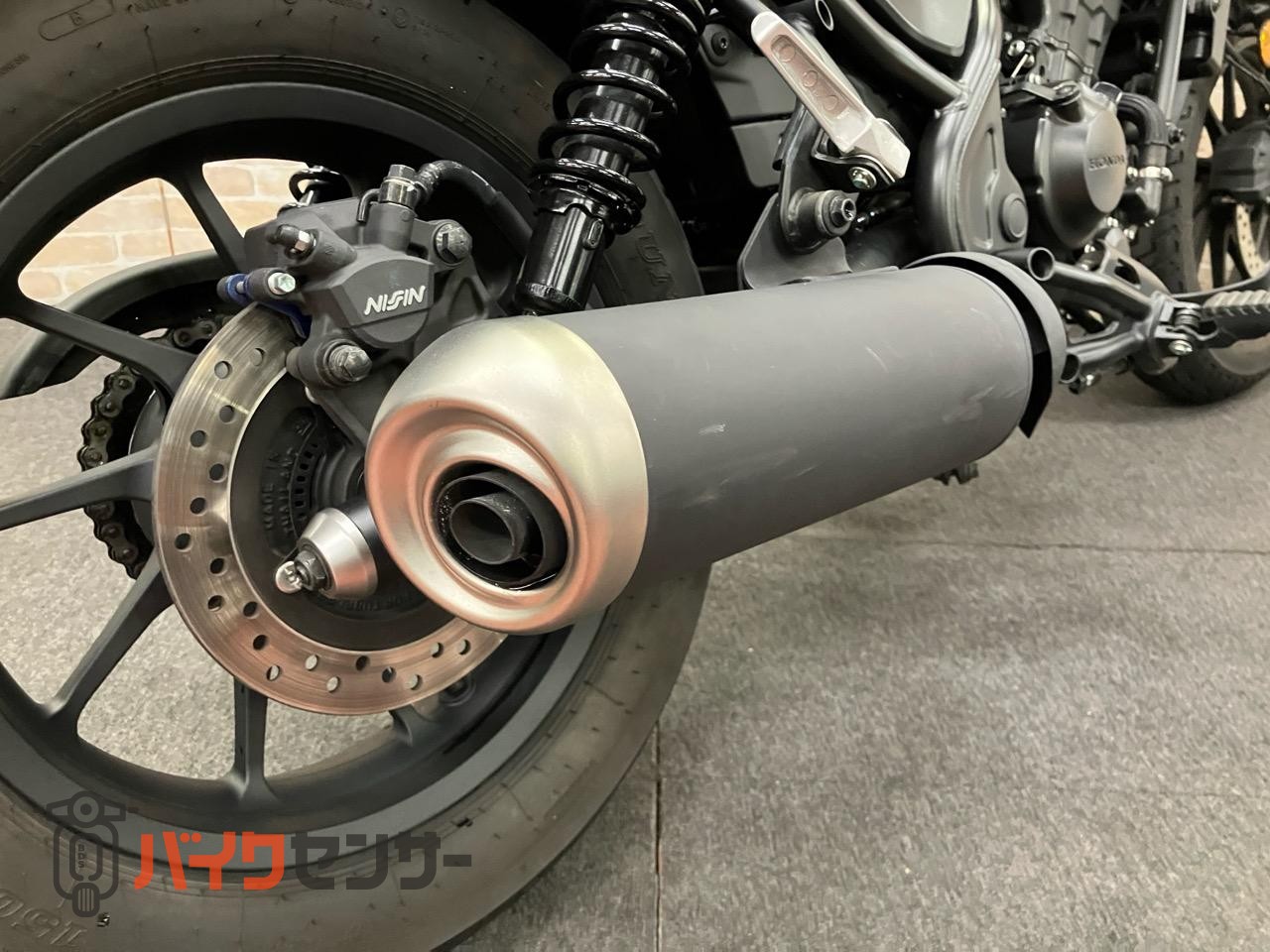 レブル250ABS フルLEDモデル フォークブーツ リアキャリア_45