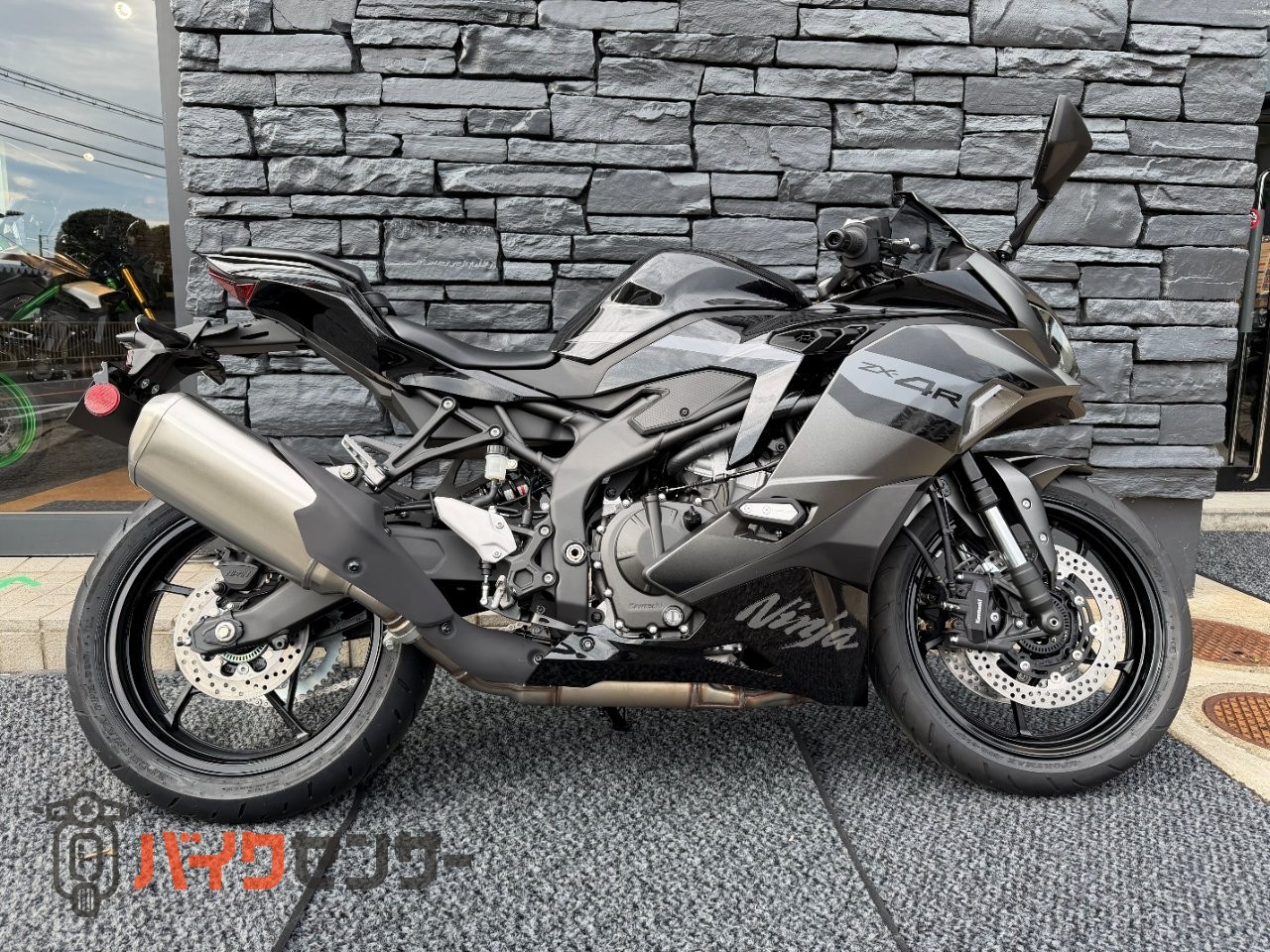 カワサキ NINJA ZX-4R SE ZX400P 2026年モデル メタリックマット