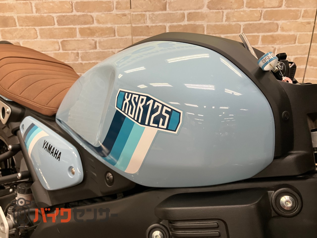 XSR125 ヨシムラ機械曲げGP-MAGNUMマフラー メーターバイザー_7