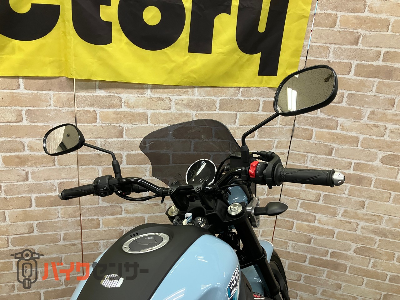 XSR125 ヨシムラ機械曲げGP-MAGNUMマフラー メーターバイザー_24