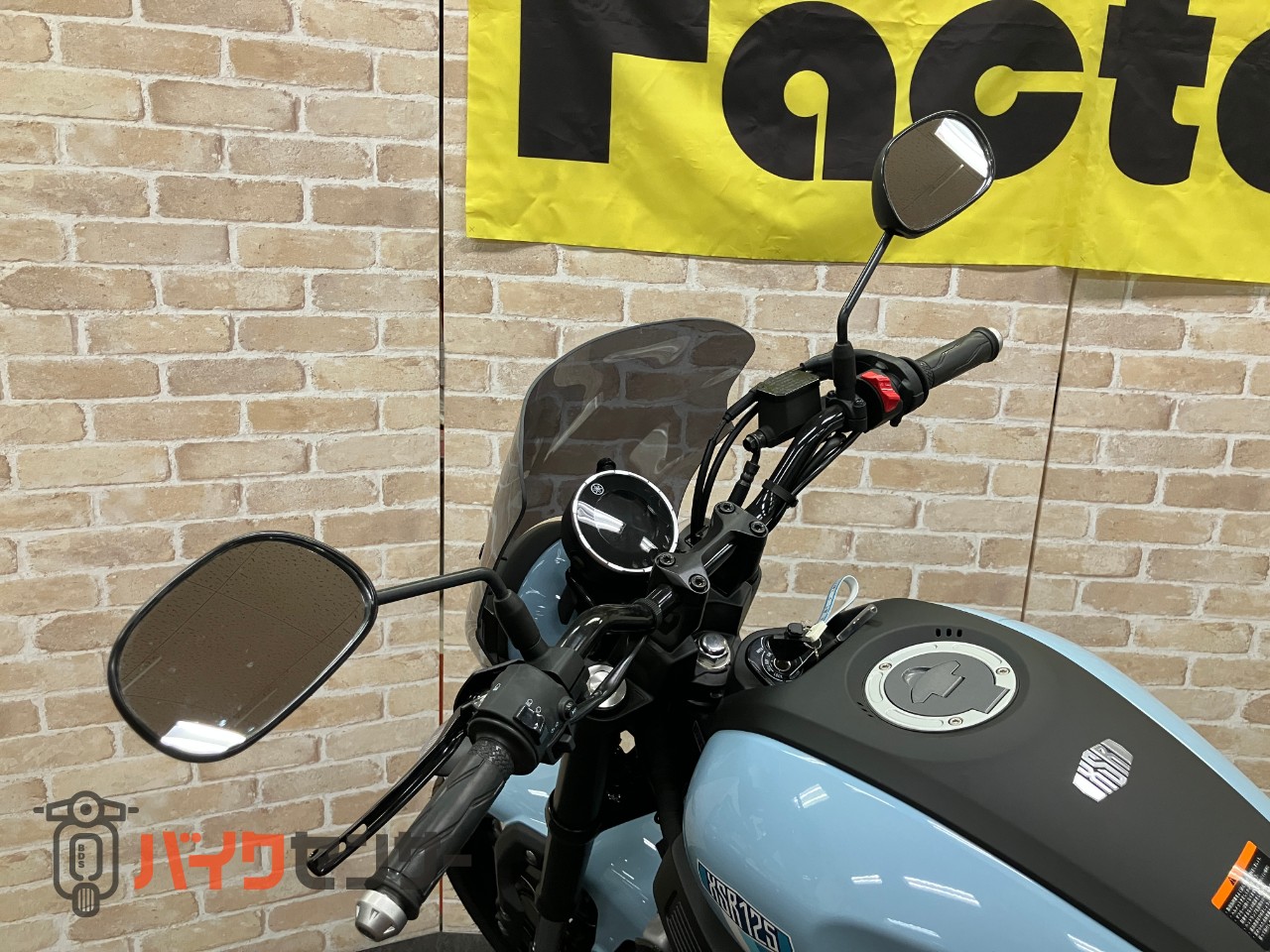 XSR125 ヨシムラ機械曲げGP-MAGNUMマフラー メーターバイザー_31