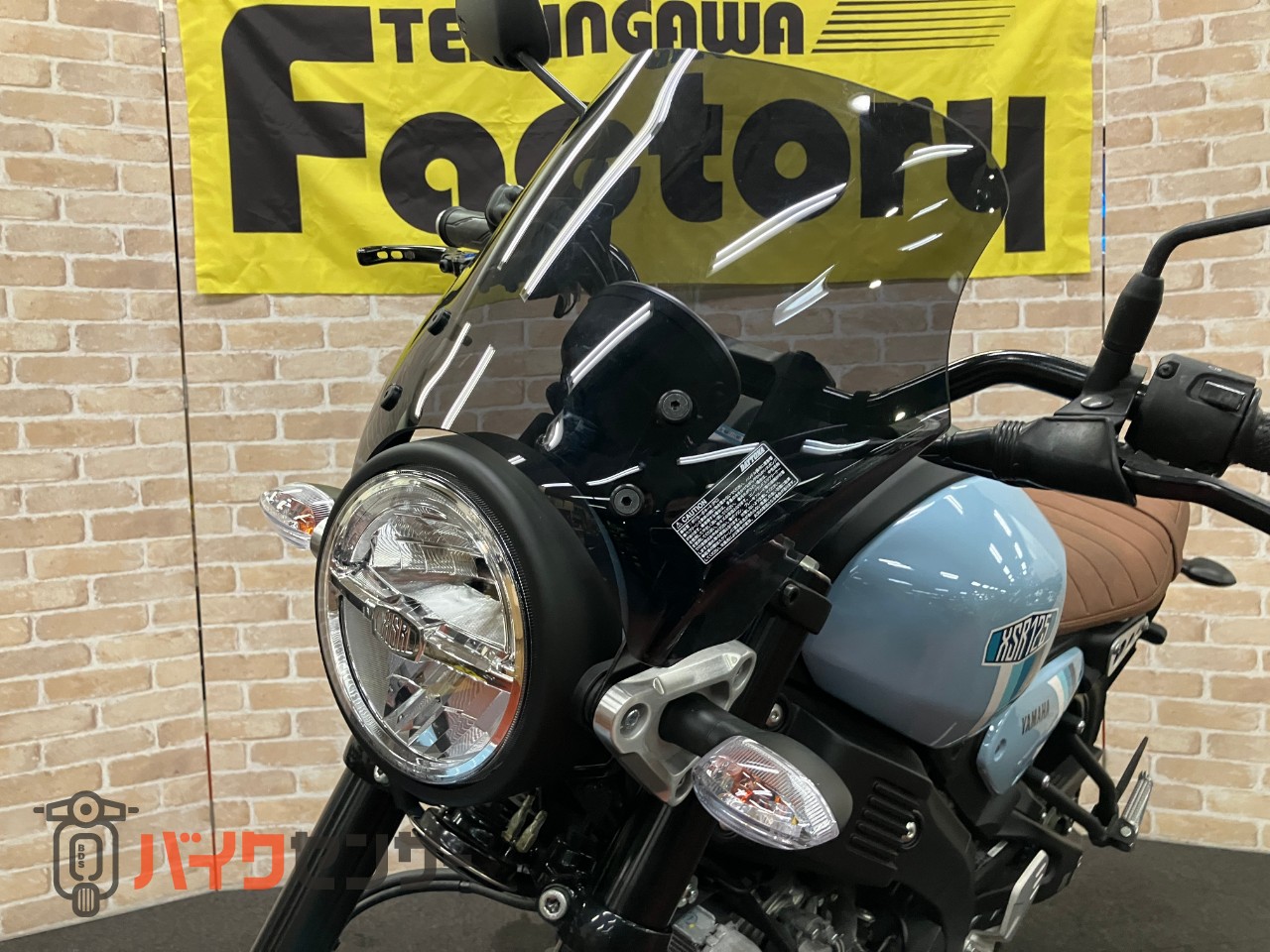 XSR125 ヨシムラ機械曲げGP-MAGNUMマフラー メーターバイザー_40