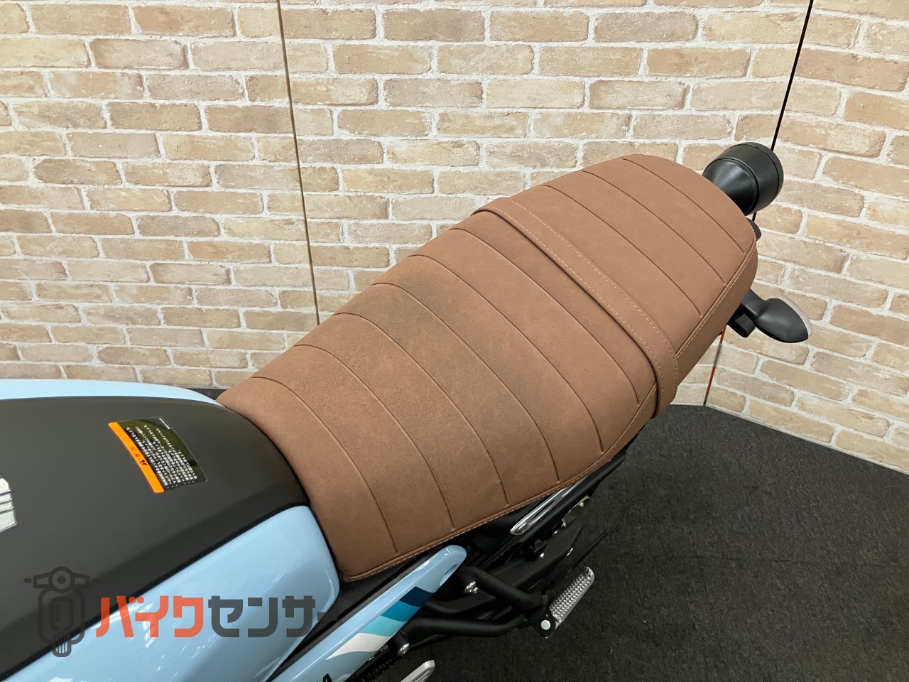 XSR125 ヨシムラ機械曲げGP-MAGNUMマフラー メーターバイザー_45