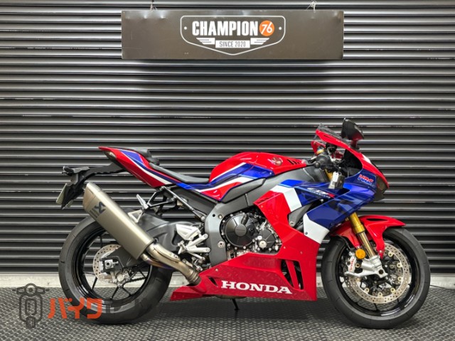 CBR1000RR-R　フルノーマル車　アクラポビッチマフラー　ブレンボキャリパー　オーリンズサス