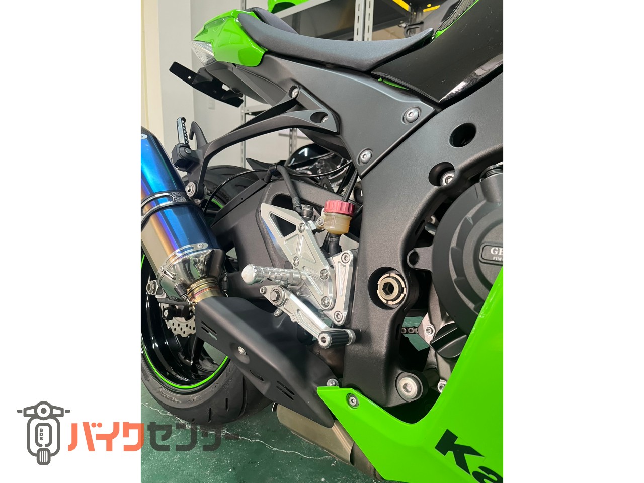 カワサキ NINJA ZX-10R 逆車 2012年式 ヨシムラマフラー アグラス