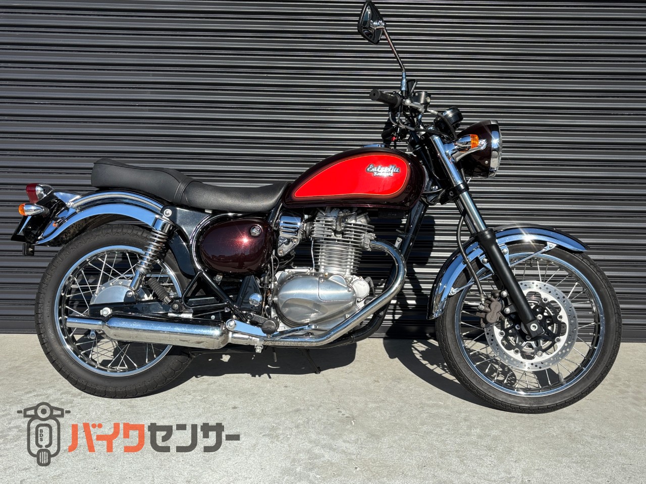 カワサキ エストレヤ インジェクション キャンディアラビアンレッド