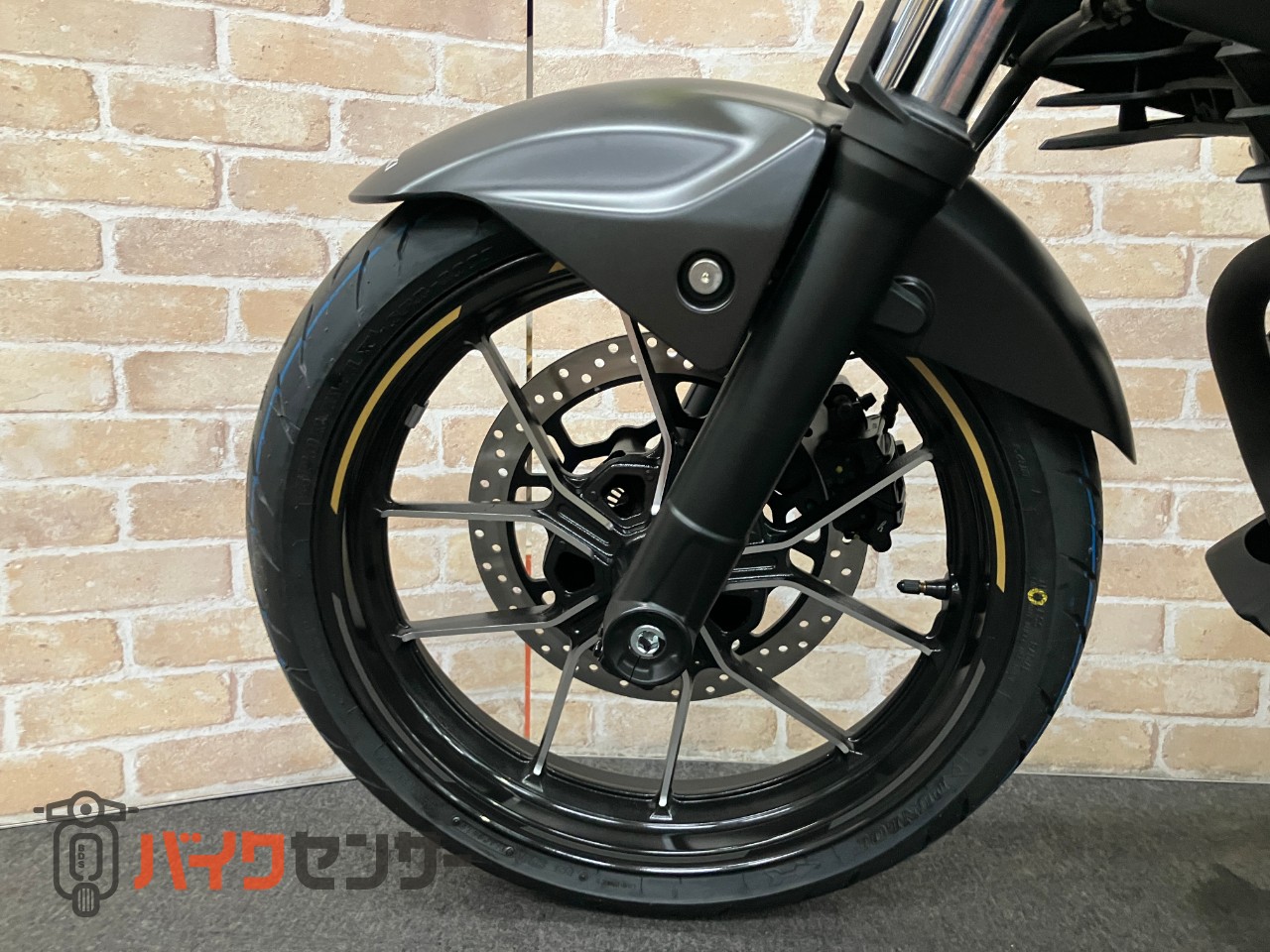 GIXXER250 2025年モデル LEDヘッドライト 油冷シングルエンジン_36