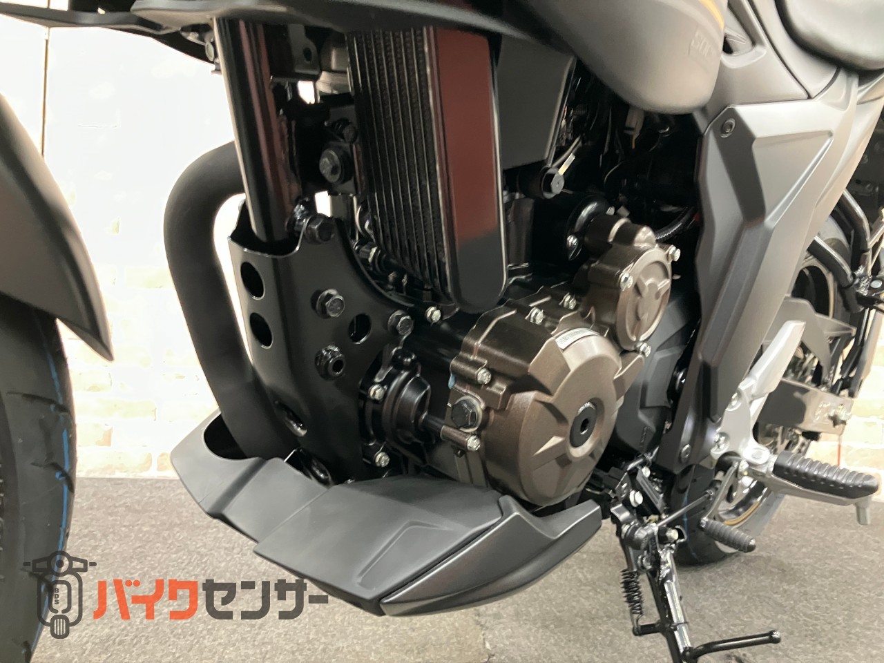 GIXXER250 2025年モデル LEDヘッドライト 油冷シングルエンジン_49